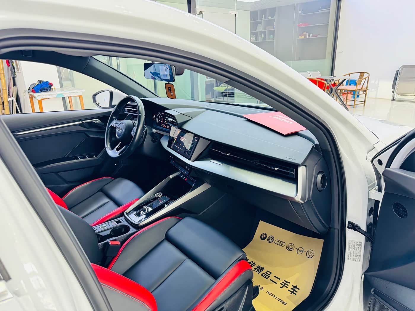 Audi A3 1.4 л 2022 г. Белый, пробег 32000 км
