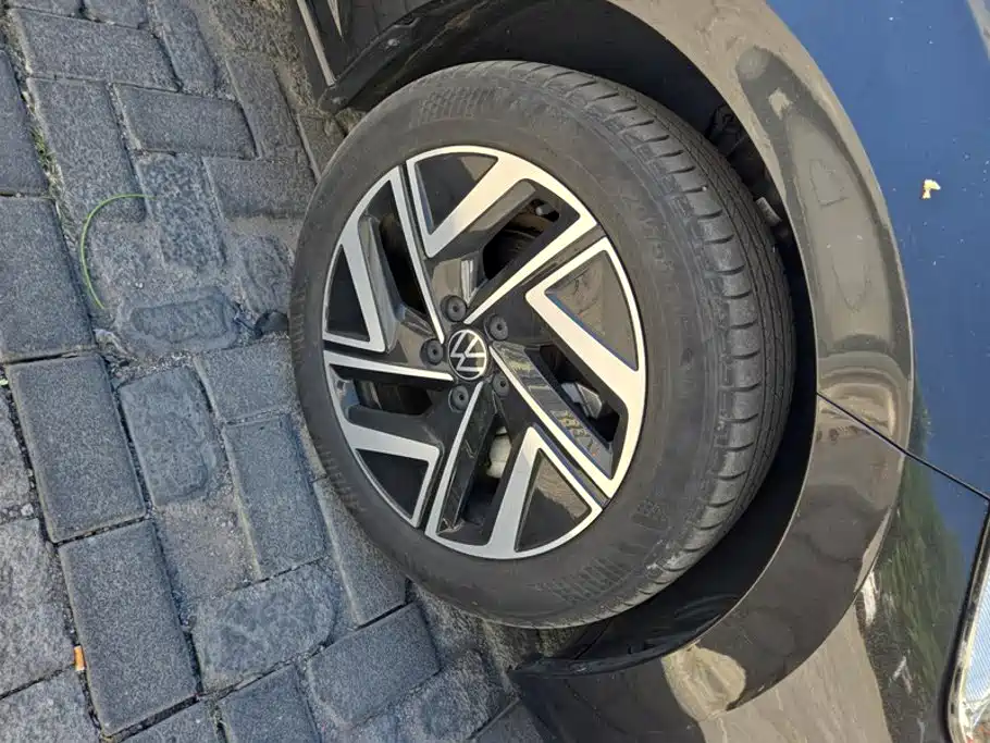 Volkswagen Sagitar — миниатюра 6