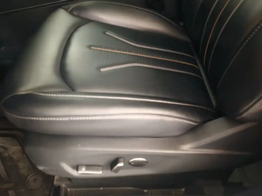 Ford Edge — миниатюра 6