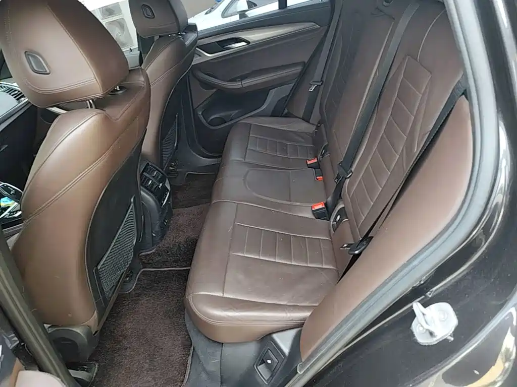 BMW X4 — миниатюра 17