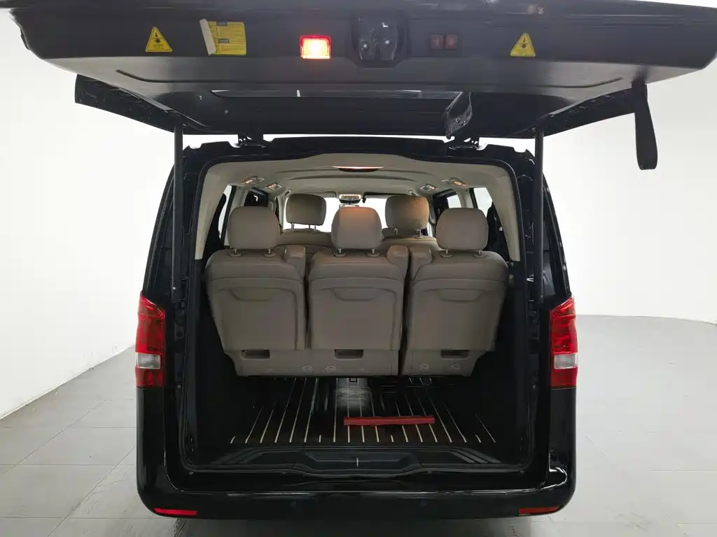 Mercedes-Benz Vito — миниатюра 16