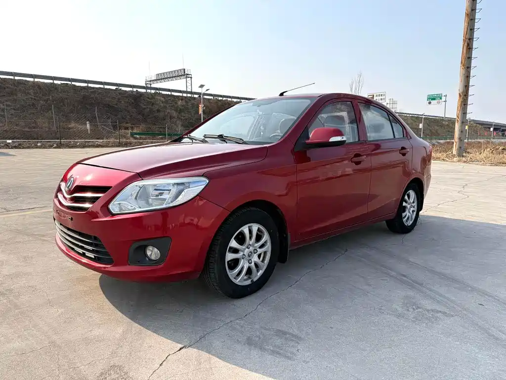 Changan V3 — миниатюра 3