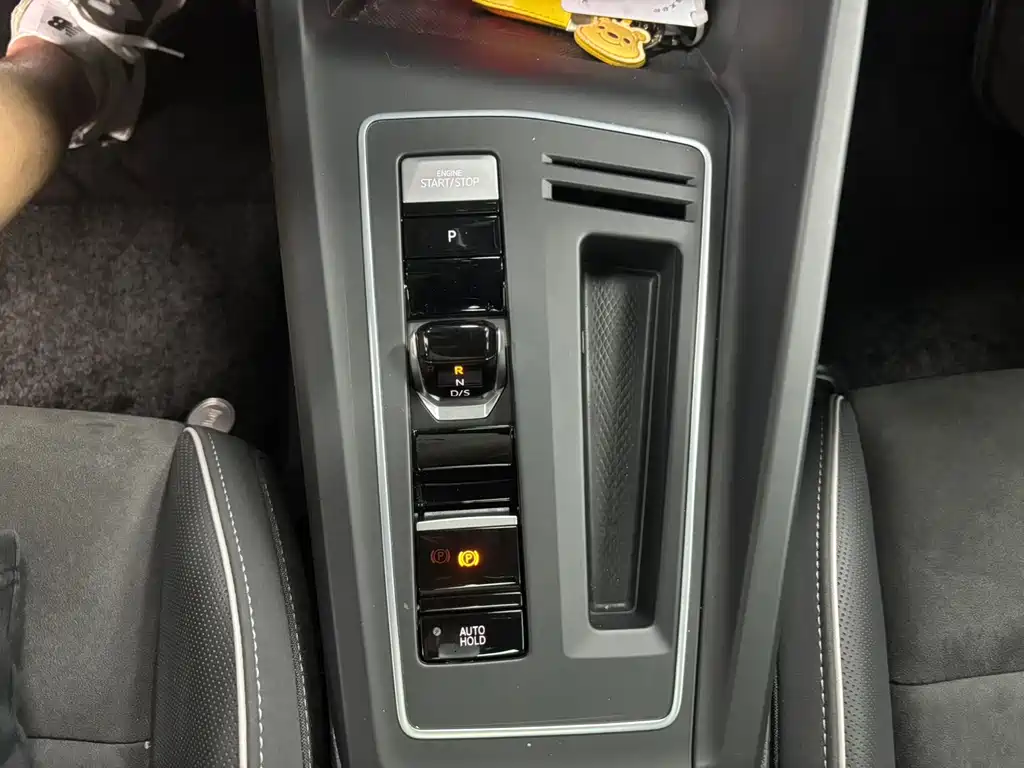 Volkswagen Golf — миниатюра 16