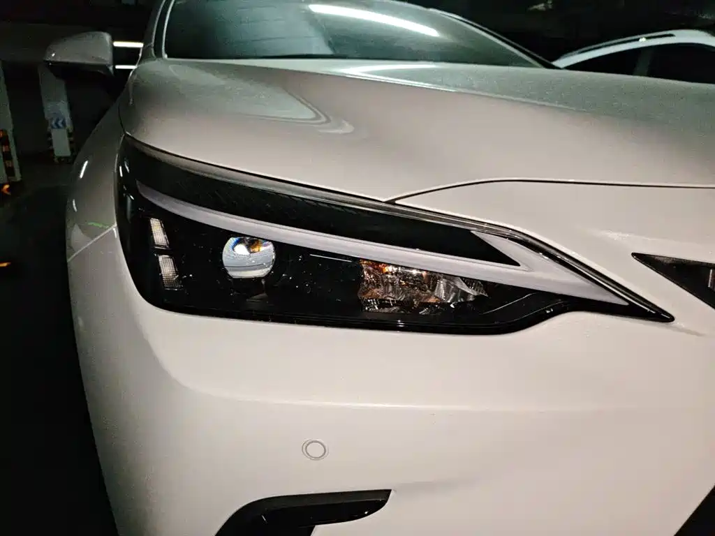 Lexus NX 2025 200 FUN