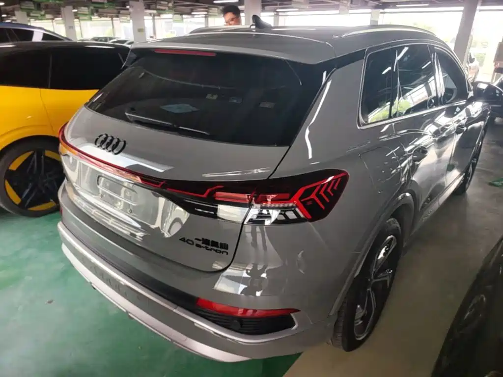 Audi Q4 e-tron — миниатюра 7