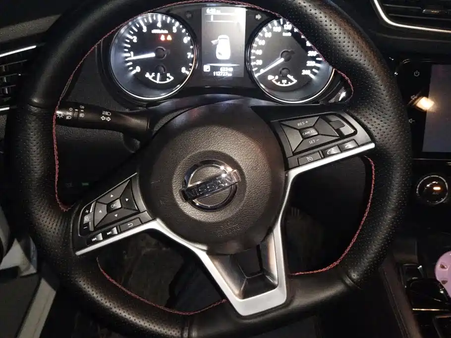 Nissan Qashqai — миниатюра 15