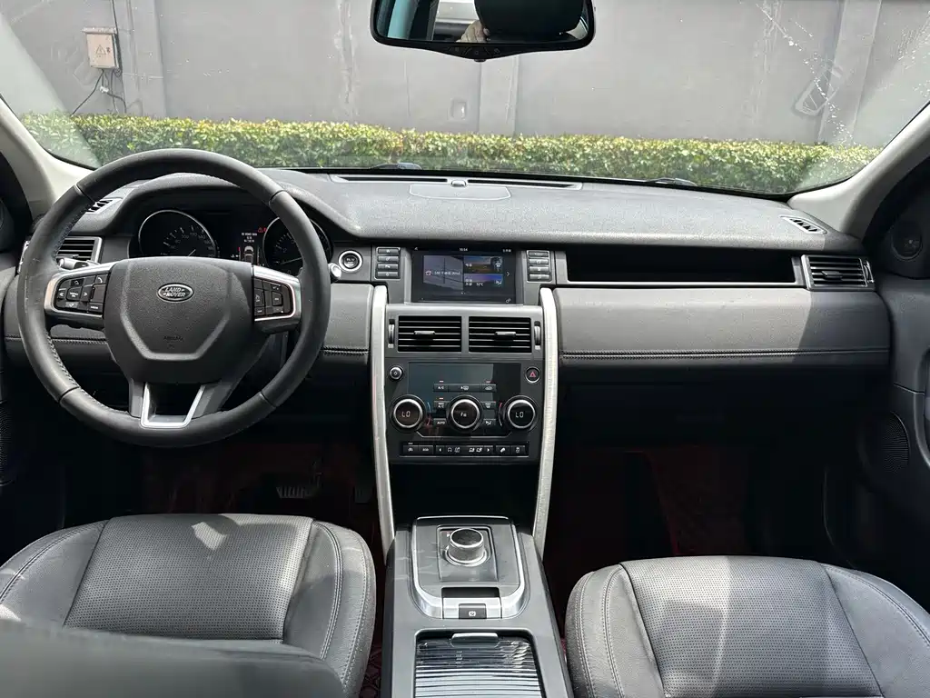 Land Rover Discovery Sport — миниатюра 11