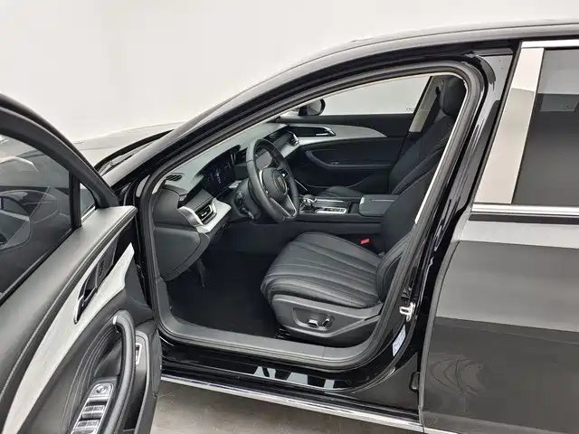 Hongqi Hongqi H5 — миниатюра 11