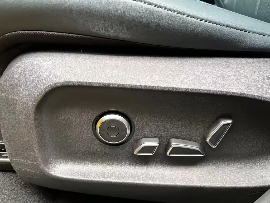 Changan Deepal DARK BLUE G318