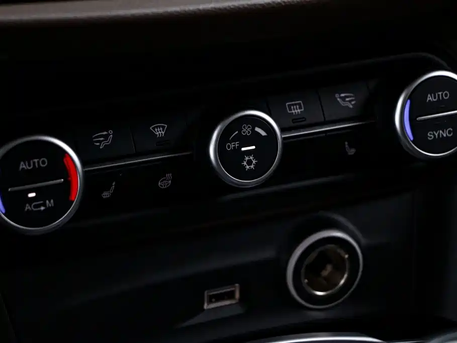 Alfa Romeo Stelvio — миниатюра 9