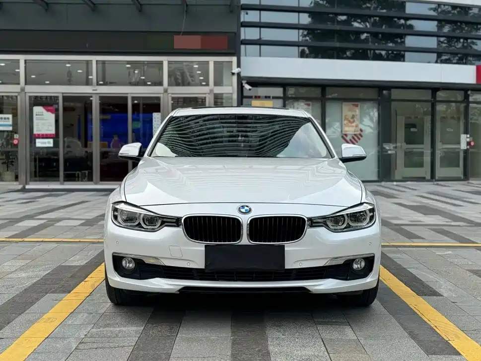 BMW 3 Series — миниатюра 5