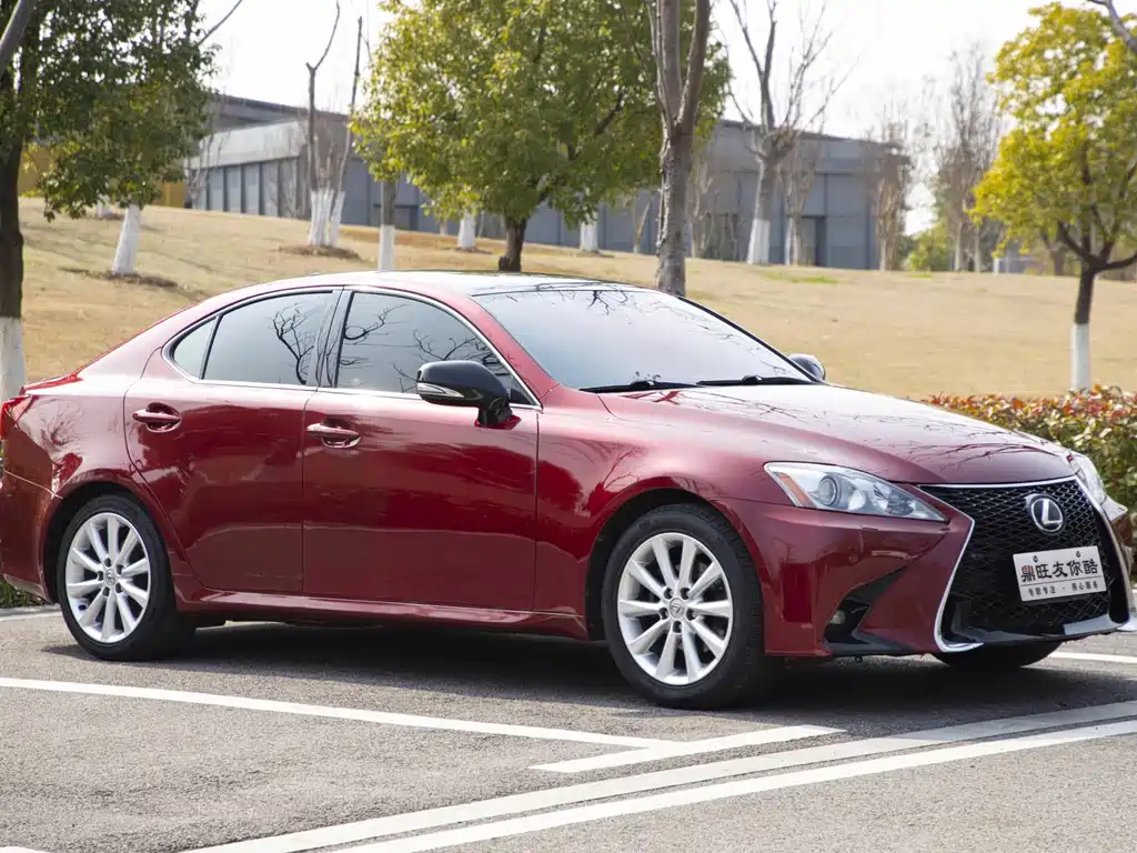 Lexus IS — миниатюра 3