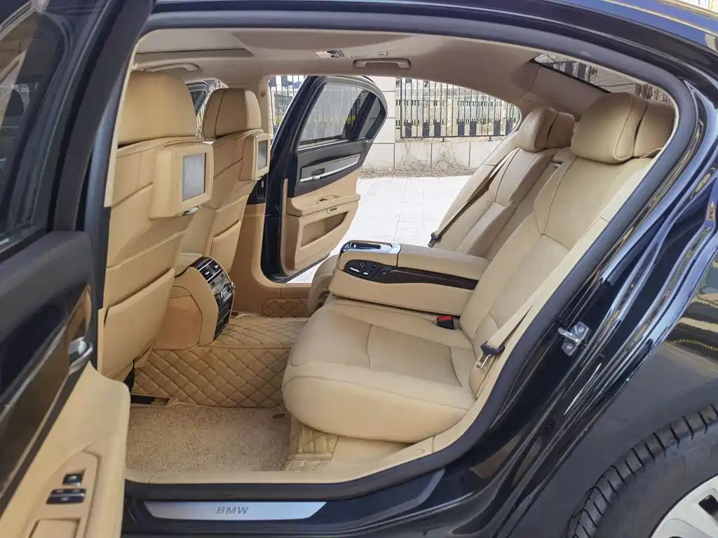 BMW 7 Series 7 2009 730Li Luxury