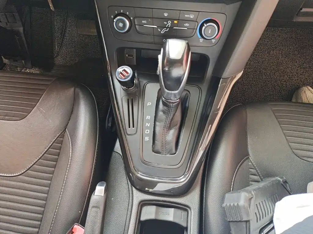 Ford Focus — миниатюра 14