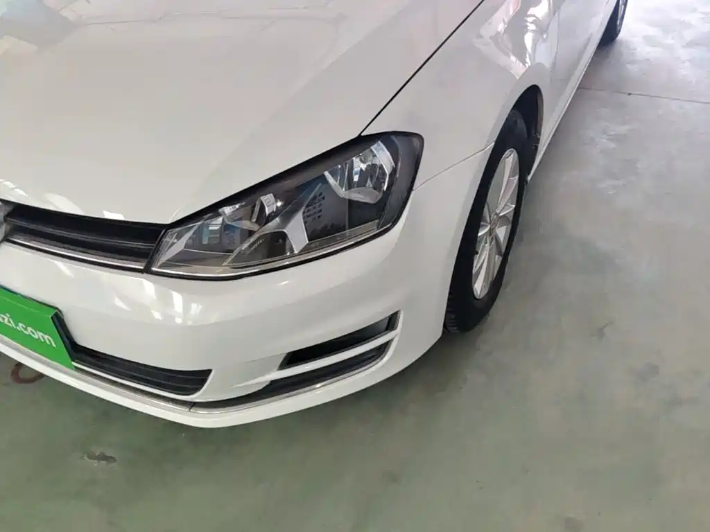 Volkswagen Golf — миниатюра 24