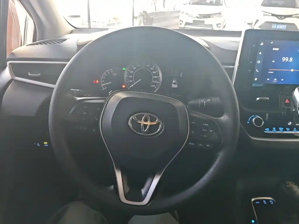 Toyota Corolla — миниатюра 11