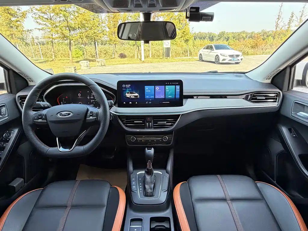 Ford Focus — миниатюра 13