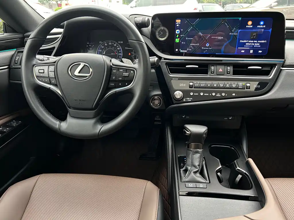Lexus ES — миниатюра 15