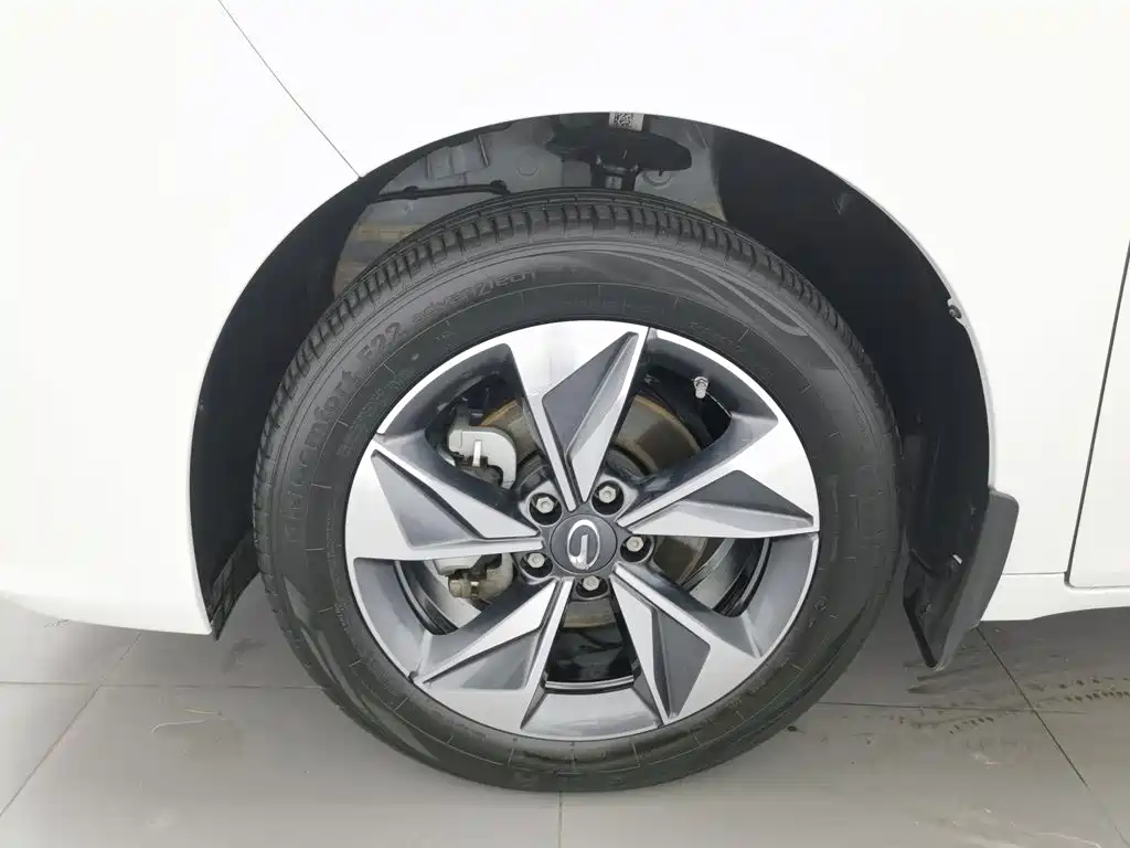 GAC Motor Trumpchi M6 — миниатюра 17
