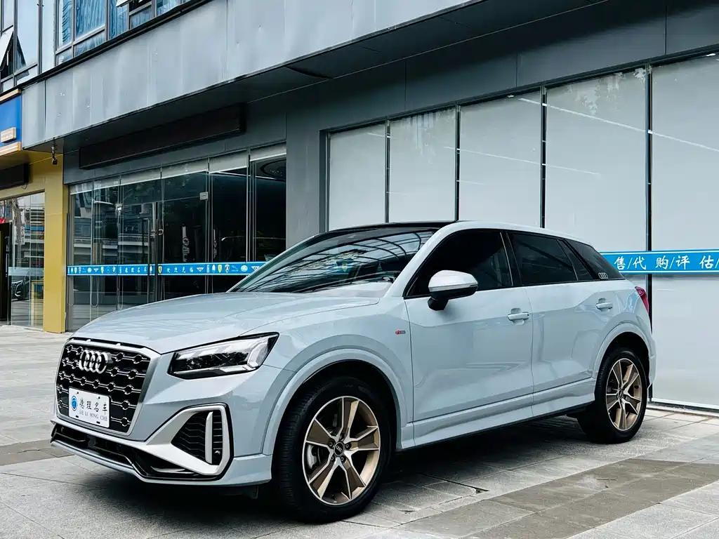 Audi Q2L 2023 35TFSI Fashion
