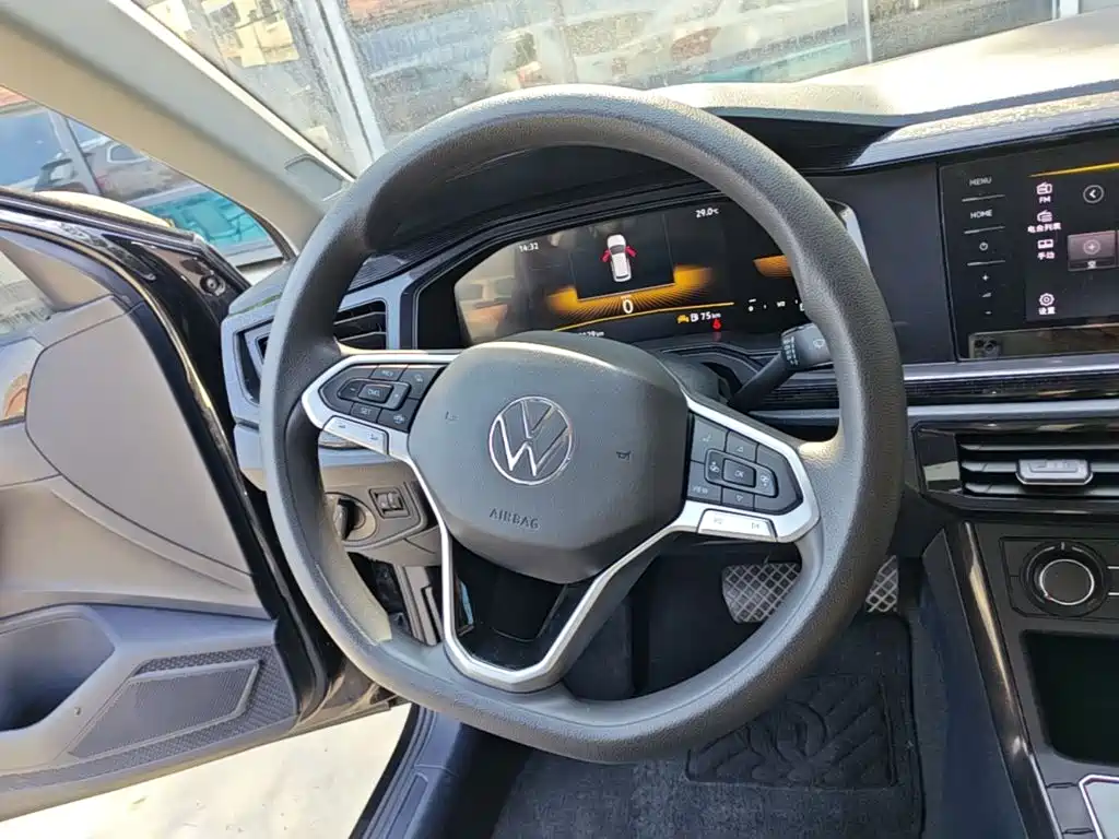 Volkswagen Lavida — миниатюра 11
