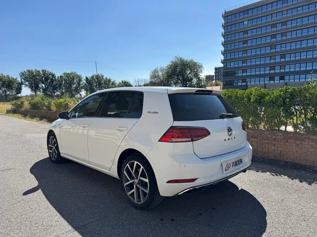 Volkswagen Golf — миниатюра 6