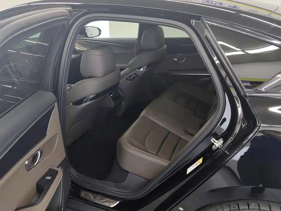 BYD Han — миниатюра 11