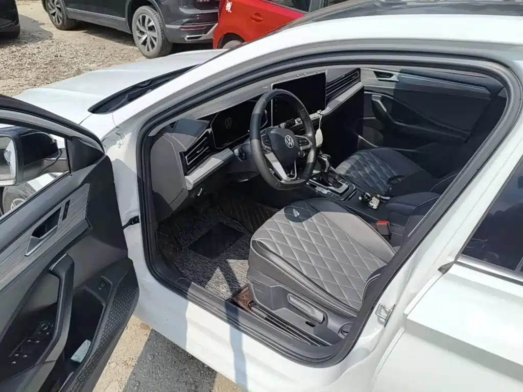 Volkswagen Sagitar — миниатюра 16