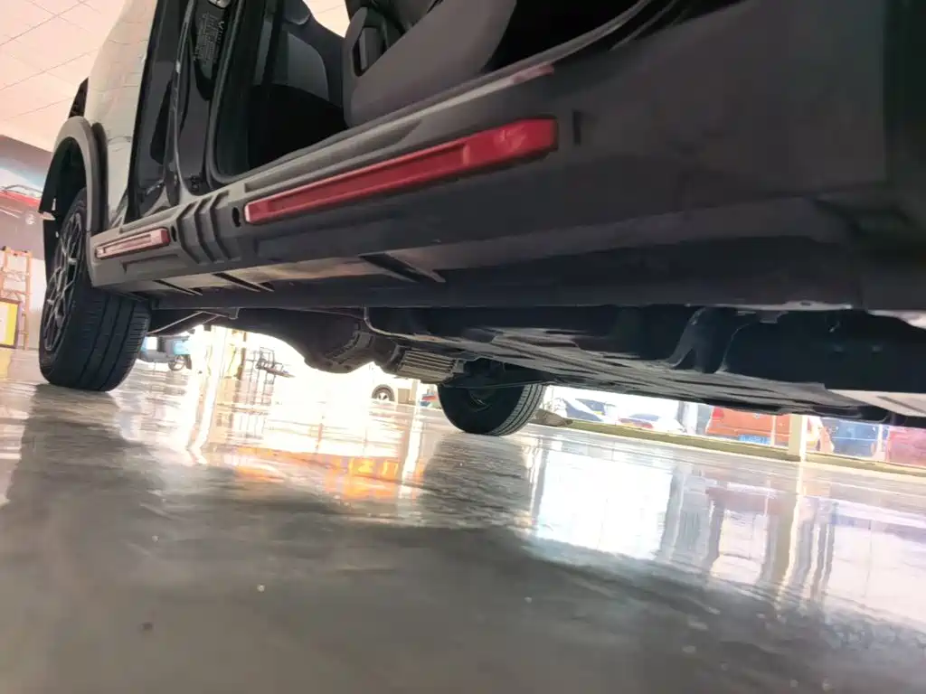 Wuling MINIEV — миниатюра 21