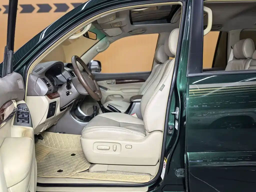 Toyota Prado (Import) — миниатюра 12