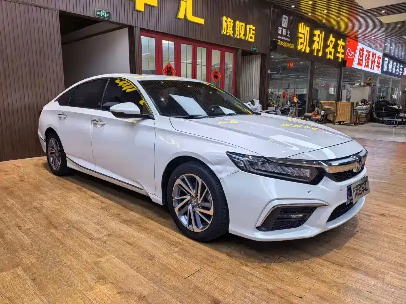 Honda Inspire — миниатюра 3