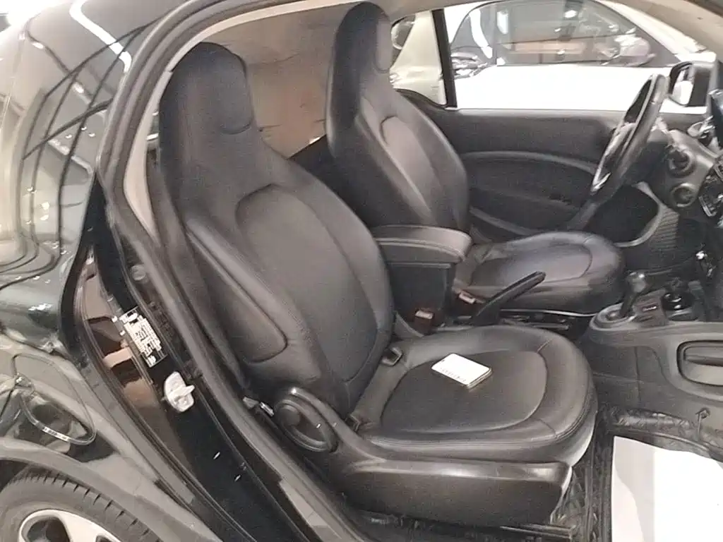 smart Smart Fortwo — миниатюра 25