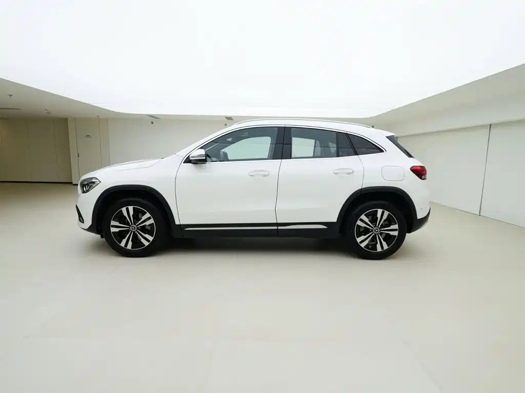 Mercedes-Benz GLA — миниатюра 4