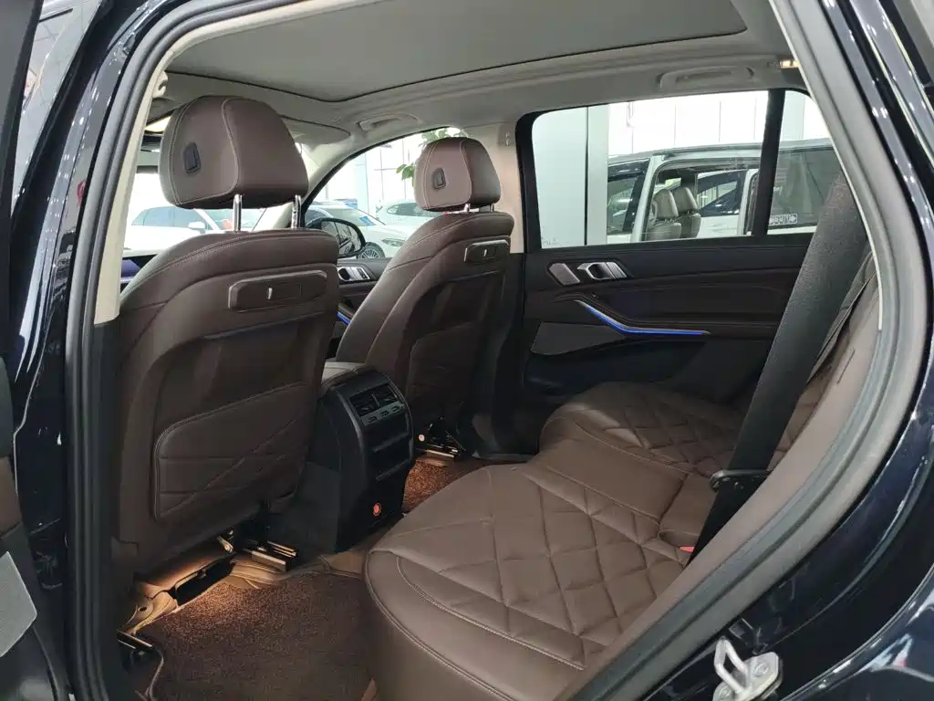 BMW X5 — миниатюра 14