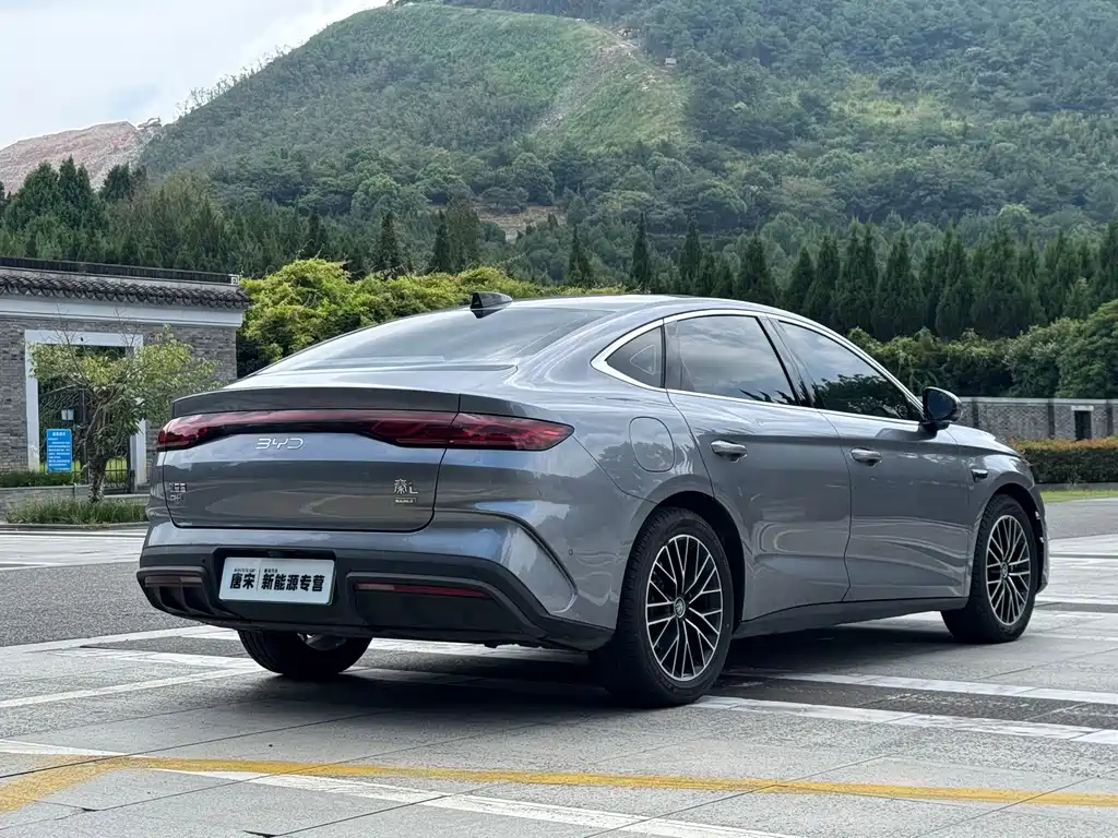 BYD Qin L — миниатюра 5