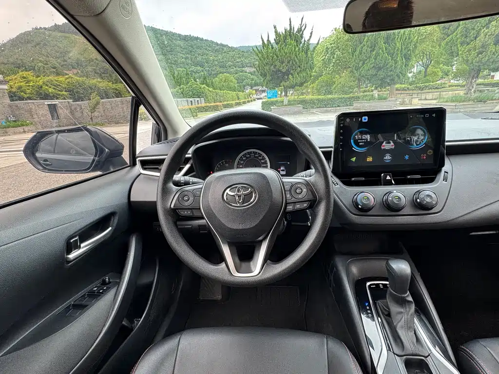 Toyota Corolla — миниатюра 13