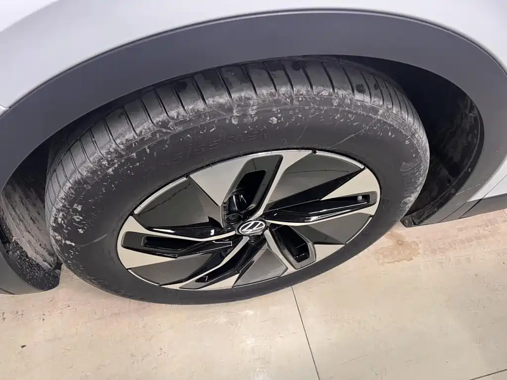 VOLKSWAGEN ID.4 CROZZ