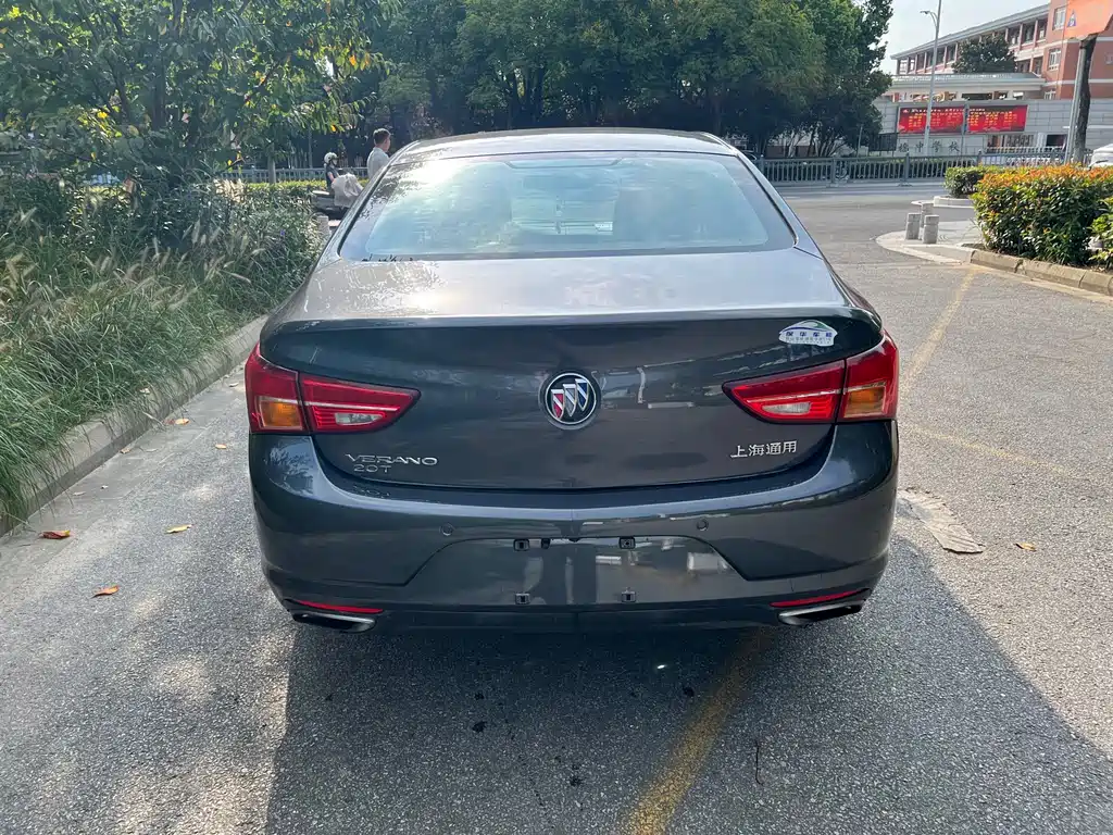 Buick Verano — миниатюра 6