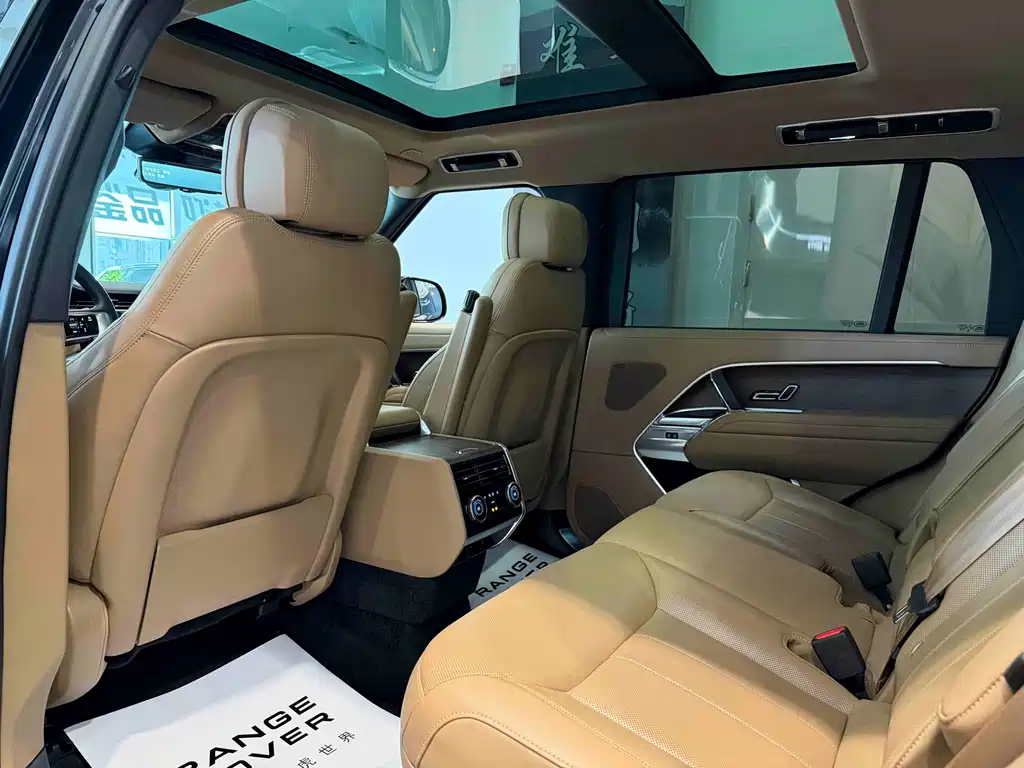 Land Rover Range Rover — миниатюра 16