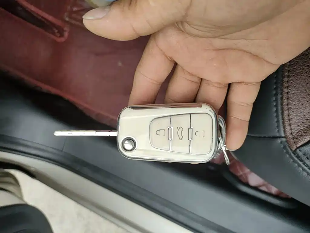 Roewe 350 — миниатюра 8