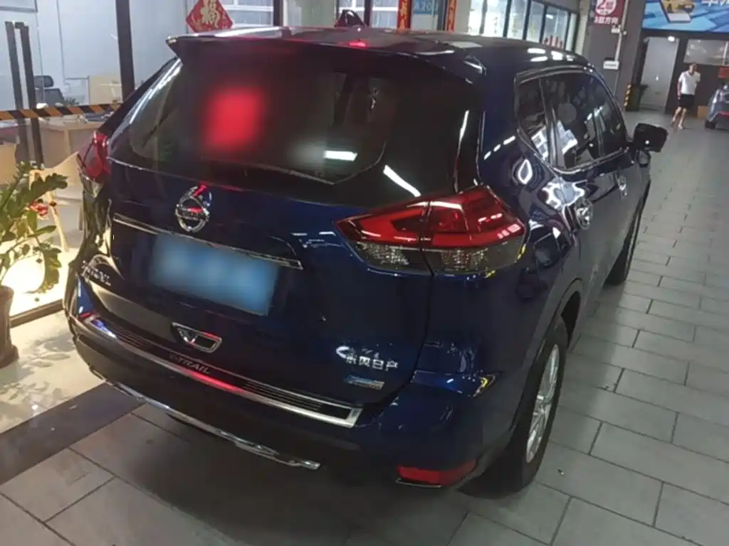 Nissan X-Trail — миниатюра 7