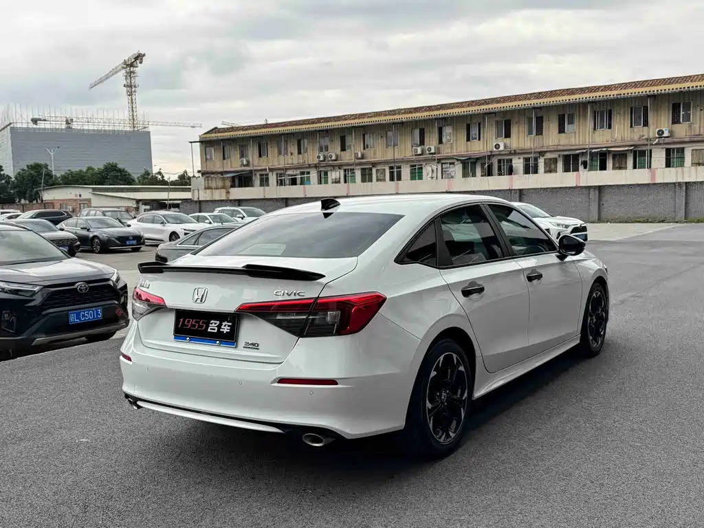 Honda Civic — миниатюра 9