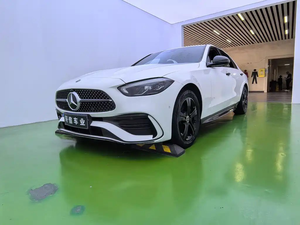 Mercedes-Benz C-Class 2022