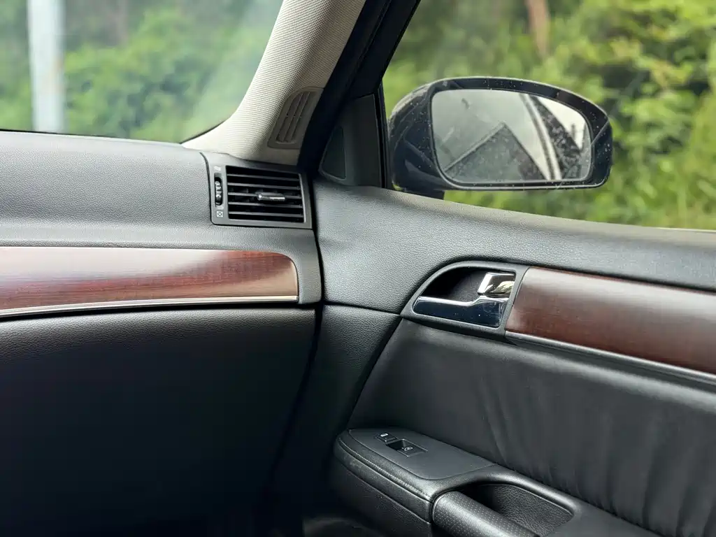 Infiniti M — миниатюра 19