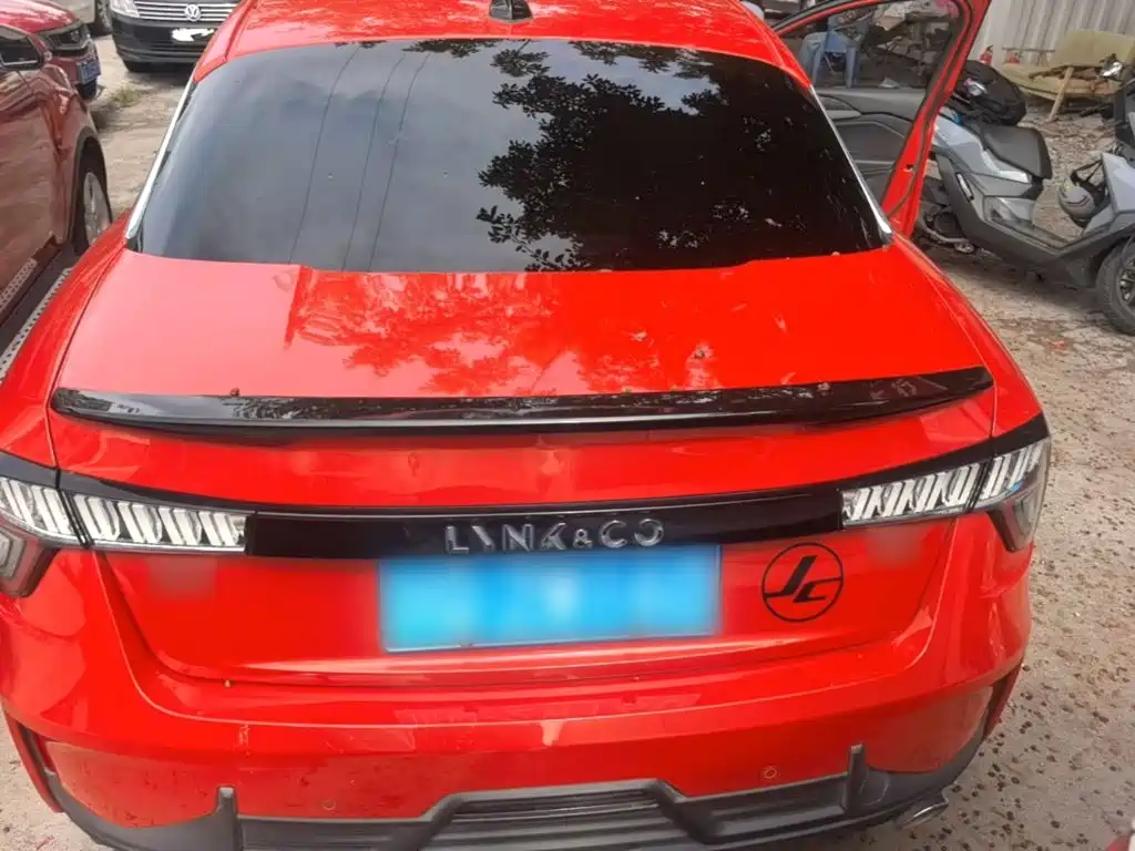 Lynk & Co 03 — миниатюра 6