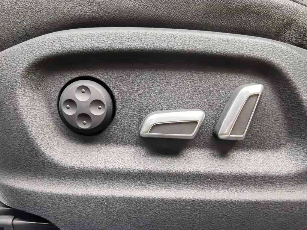 Audi Q5 40 TFSI Progressive Type, фото 15
