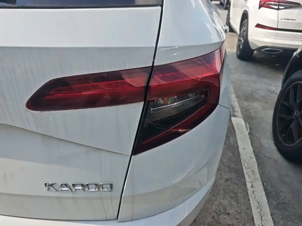 Skoda Karoq — миниатюра 8