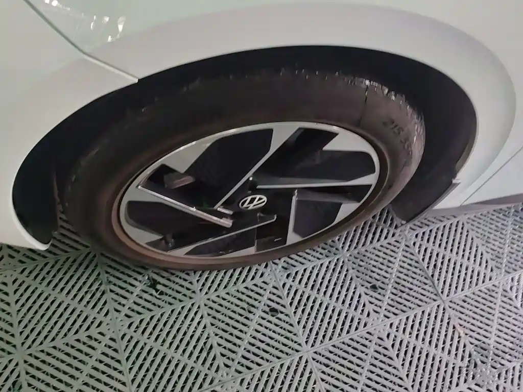 Volkswagen ID.3 — миниатюра 23