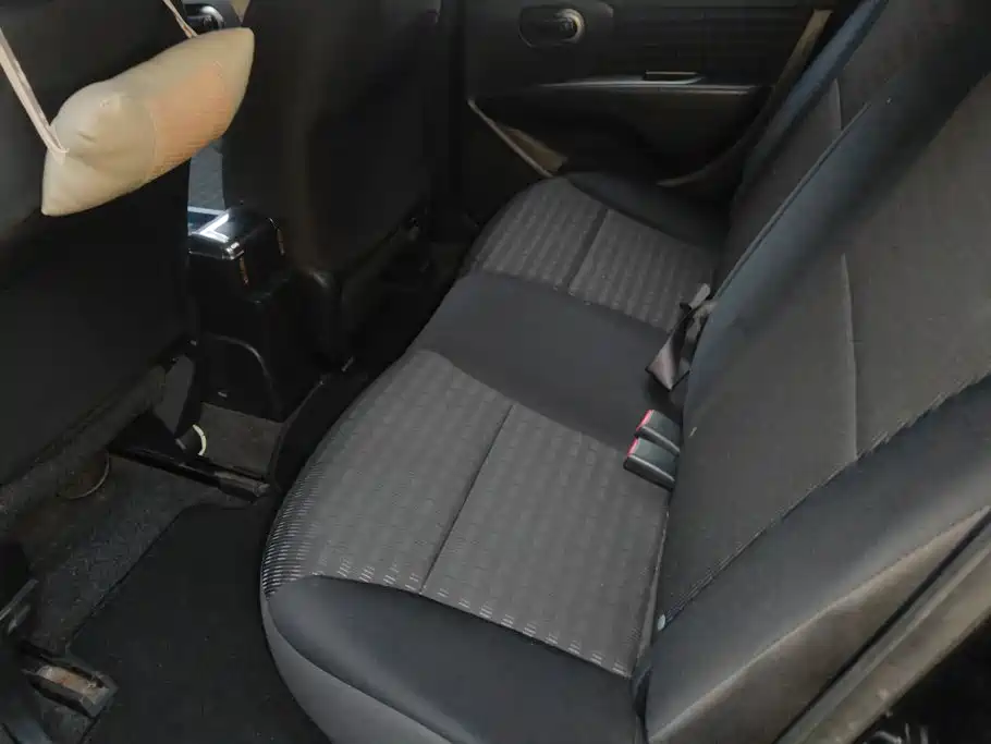 Nissan Livina — миниатюра 11