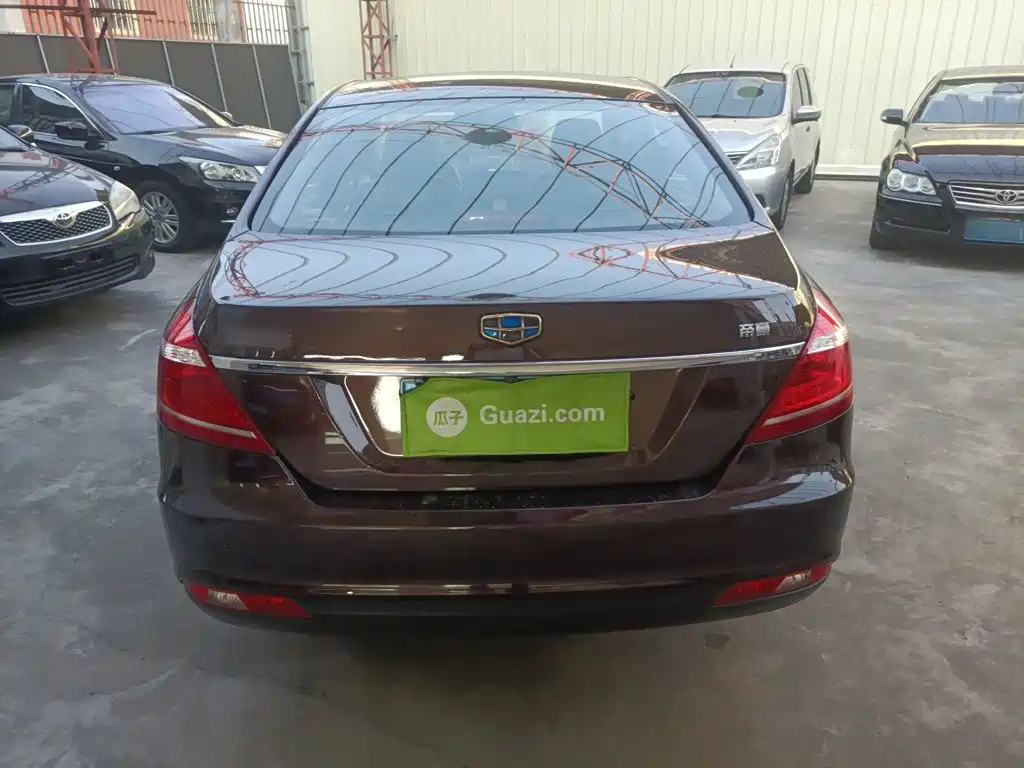 Geely Emgrand — миниатюра 6